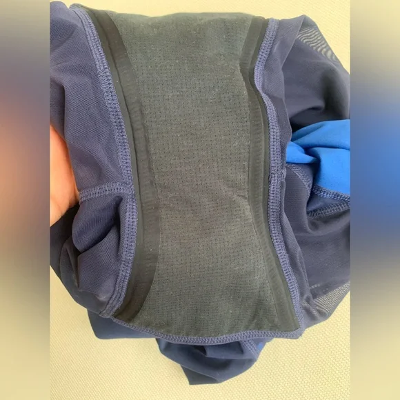 Knix LeakStrong™ Leakproof Legging - Picture 6 of 7